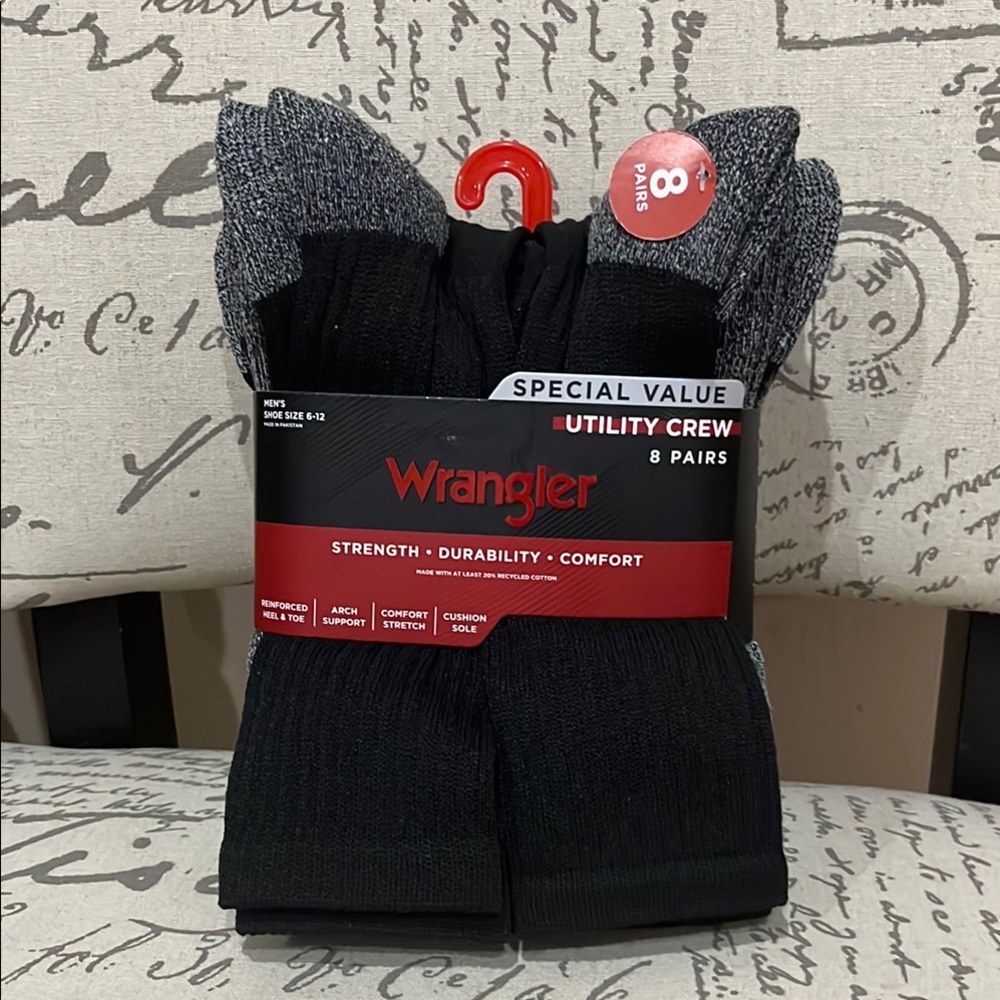 Wrangler Men's Black and Gray Utility Crew Socks - 8 Pairs